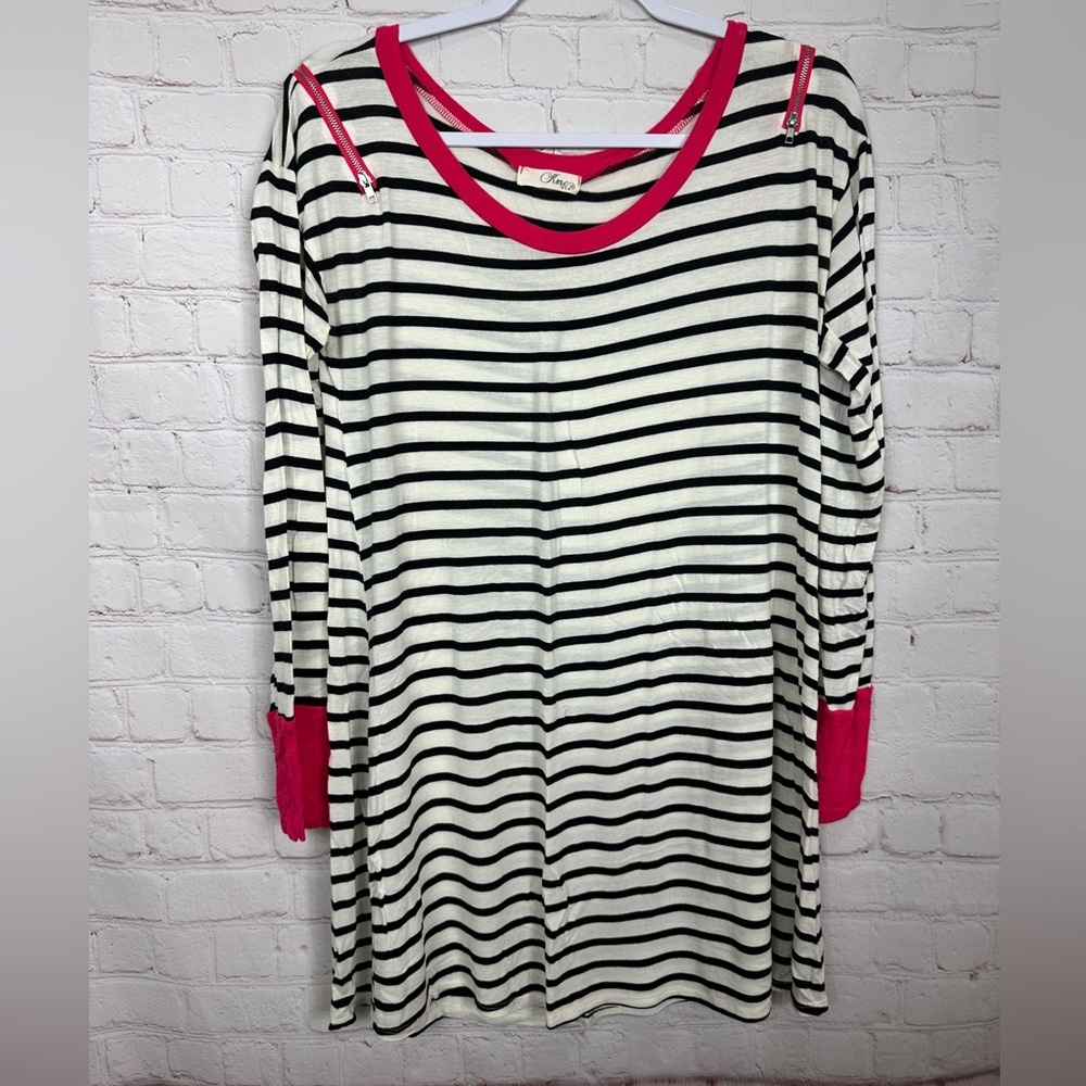 KMC black white pink‎ stripes tunic knit top zipper accents, sz L